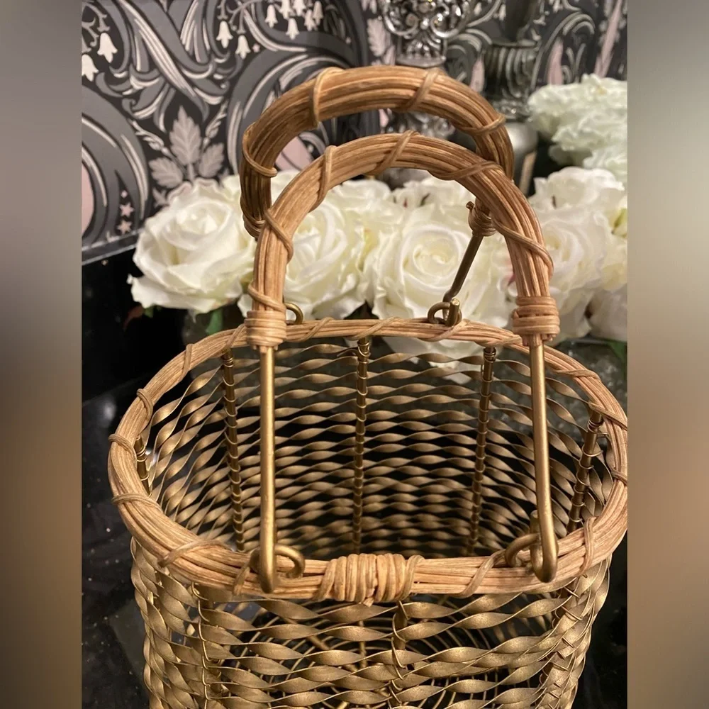GOLDEN METAL WICKER--LIKE STYLE BASKET WITH HANDLES